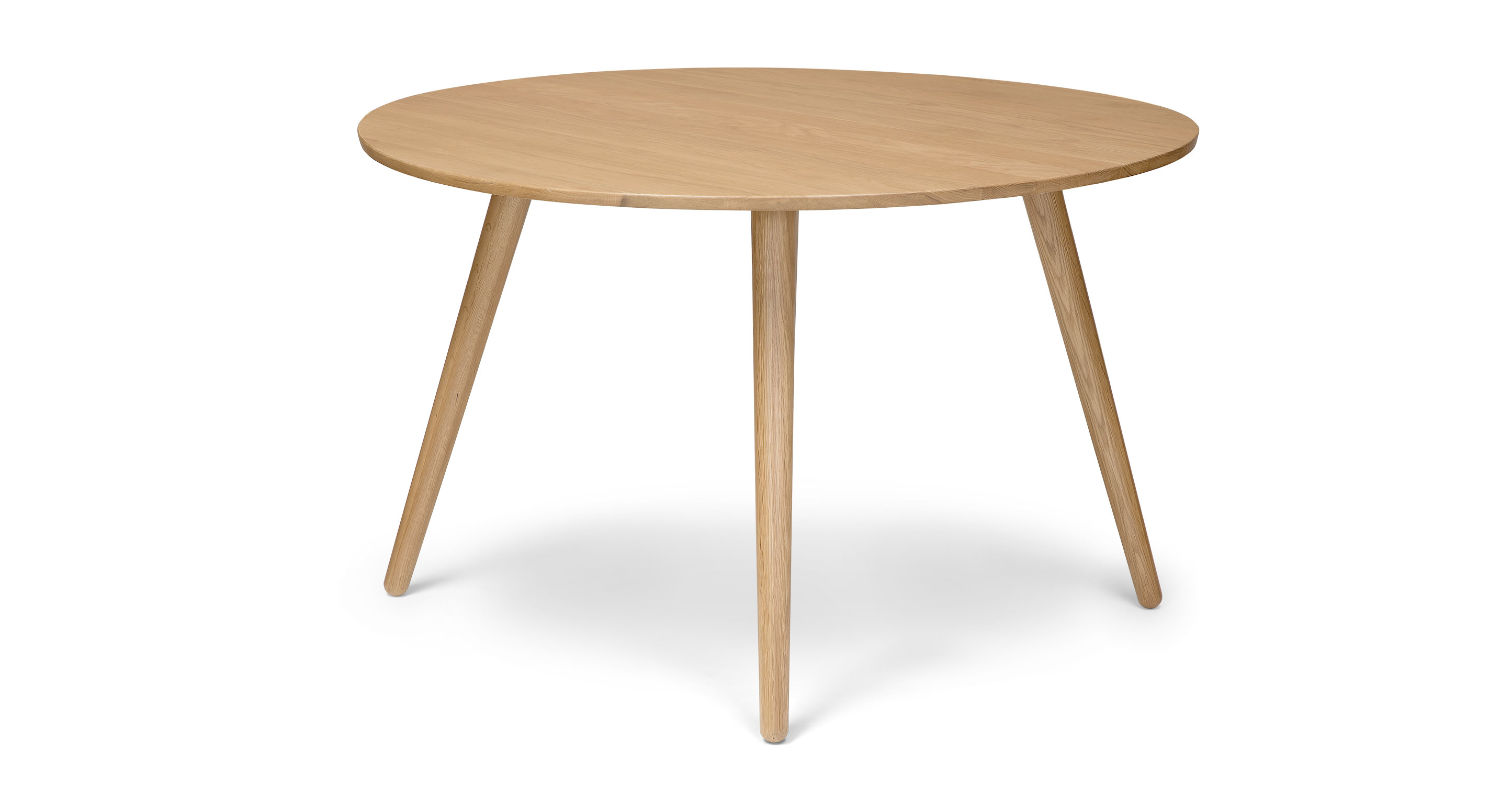 Round Oak Wood Dining Table For 4, How Many Chairs Fit Around A 47 Inch Table