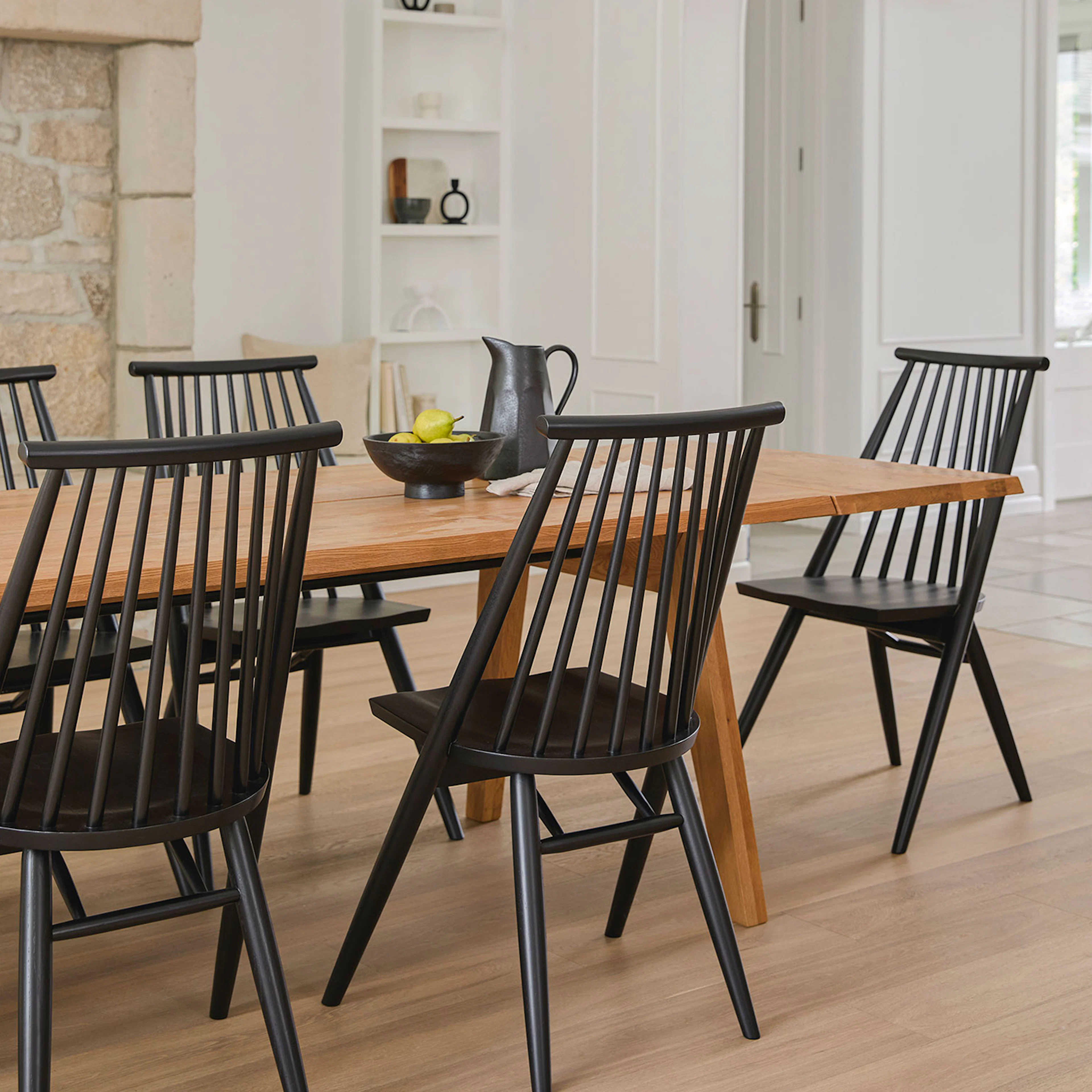 Madera 86" - 125" Solid Wood Extendable Dining Table - Oak